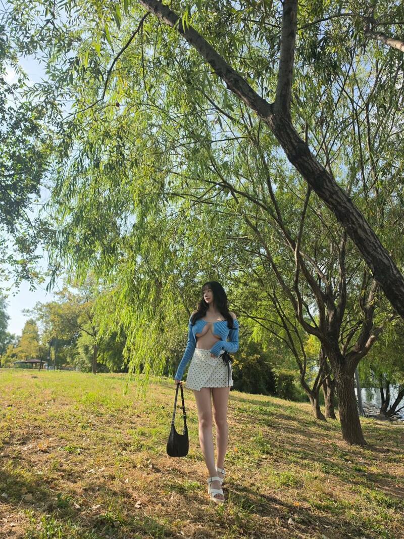 불법무기 소지하고 다니는 처자 (ㅇㅎ) (4)