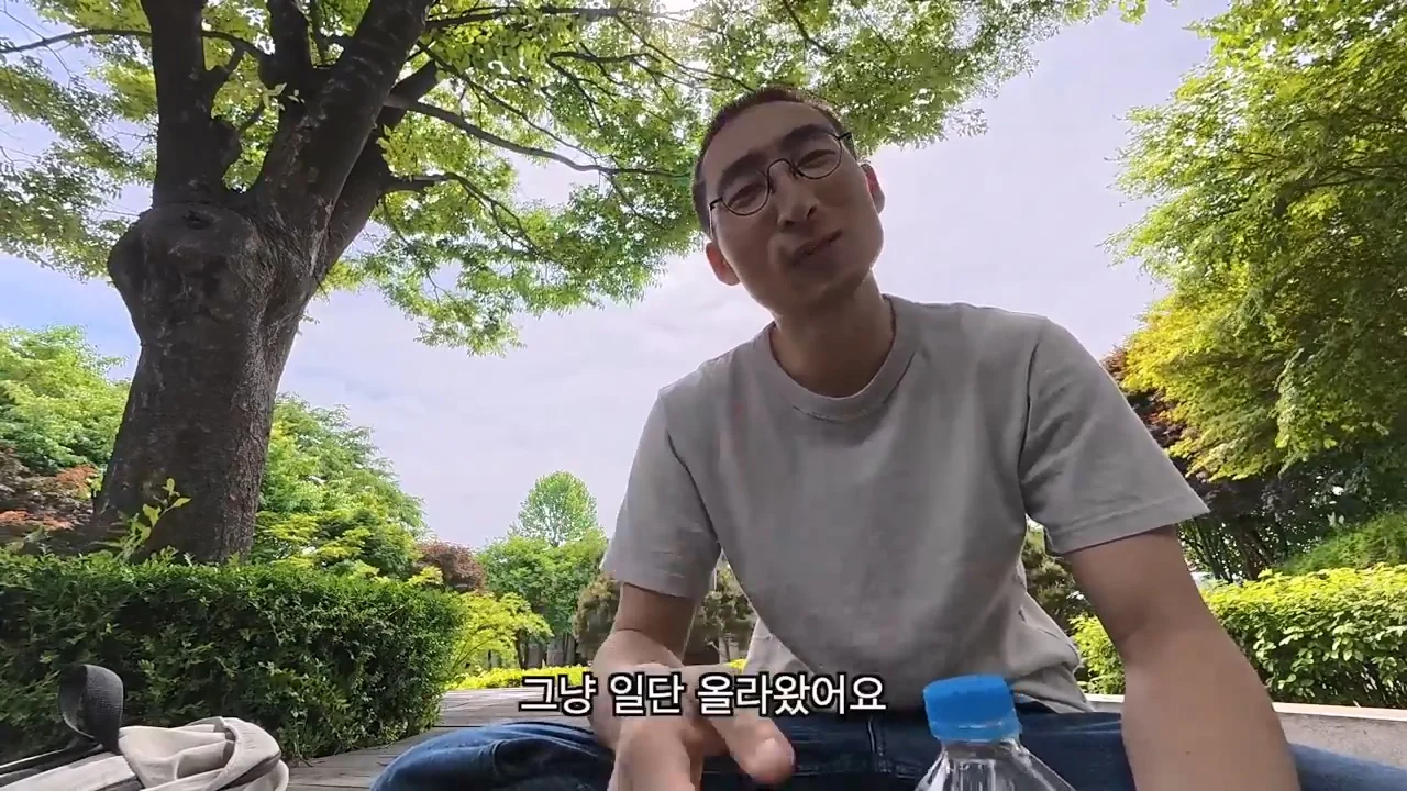 해외여행으로 가진돈 다 써버린 여행 유튜버 근황 (38)