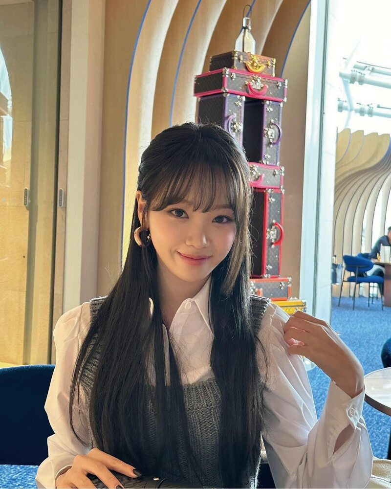 김채원 여친짤 (3)