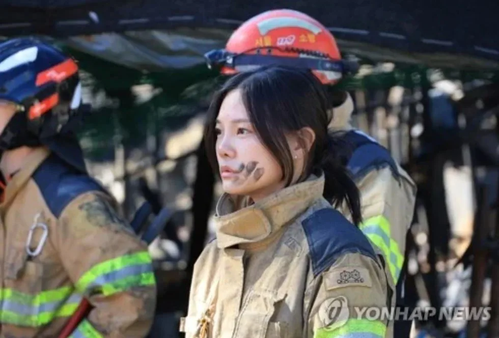 작위적 연출 같다고 욕먹는 중인 여자소방관