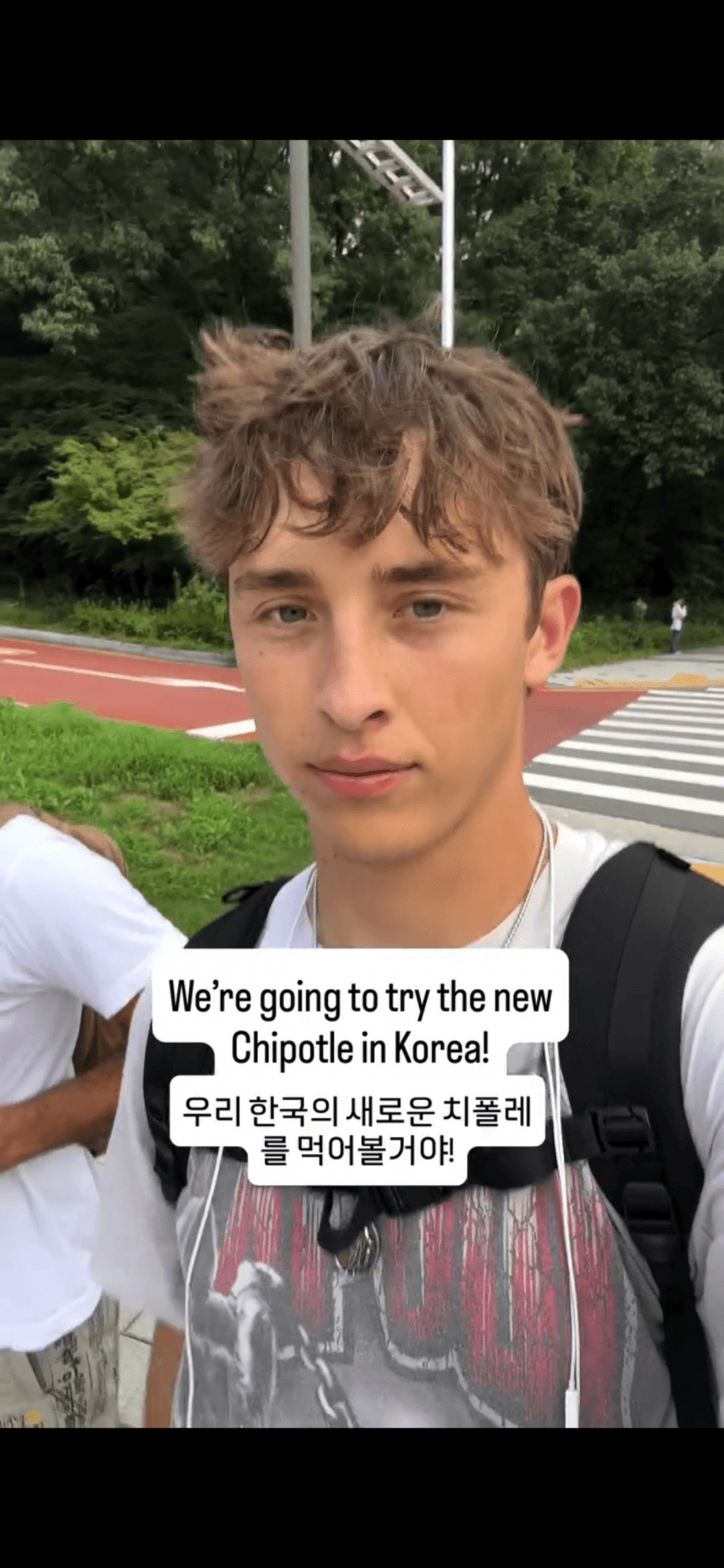 한국에 치폴레 생겼단 소식을 들은 외국인 형아들.