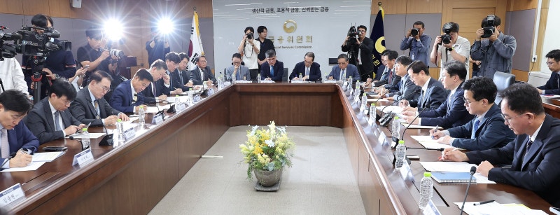 은행 ‘보안 100점’ 민낯… 1200억 쓰고도 뚫렸다 (7)