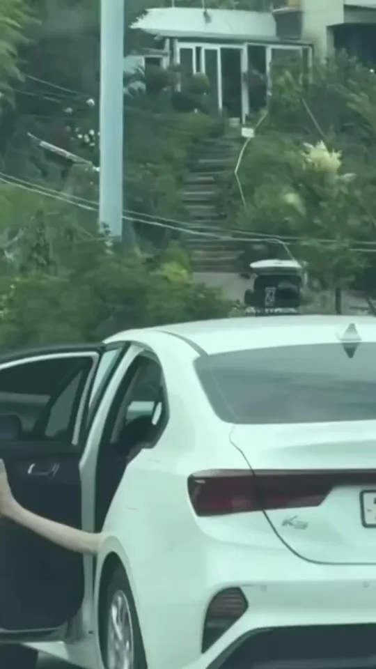 거가대교 건너는 K3