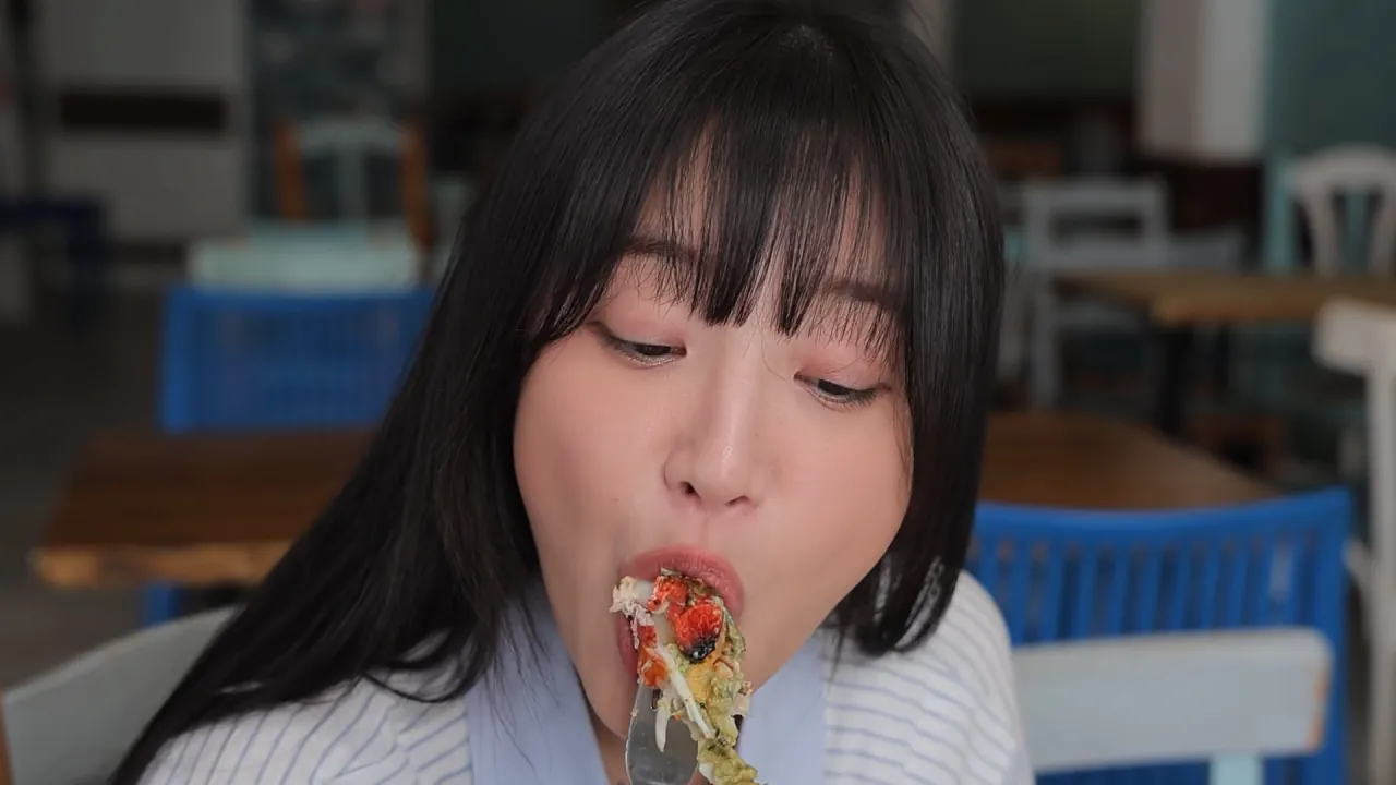 스페인 해산물 5.5kg 배터지게 먹방한 쯔양 ㄷㄷㄷ (35)