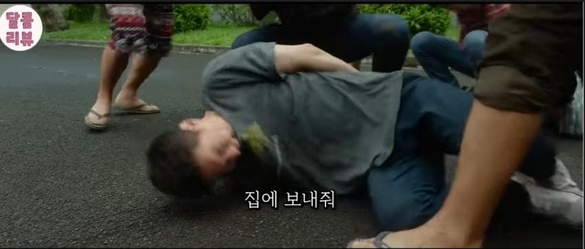 엑소멤버 출연. 캄보디아에서 상영금지당한 중국영화 ㄷ. (18)