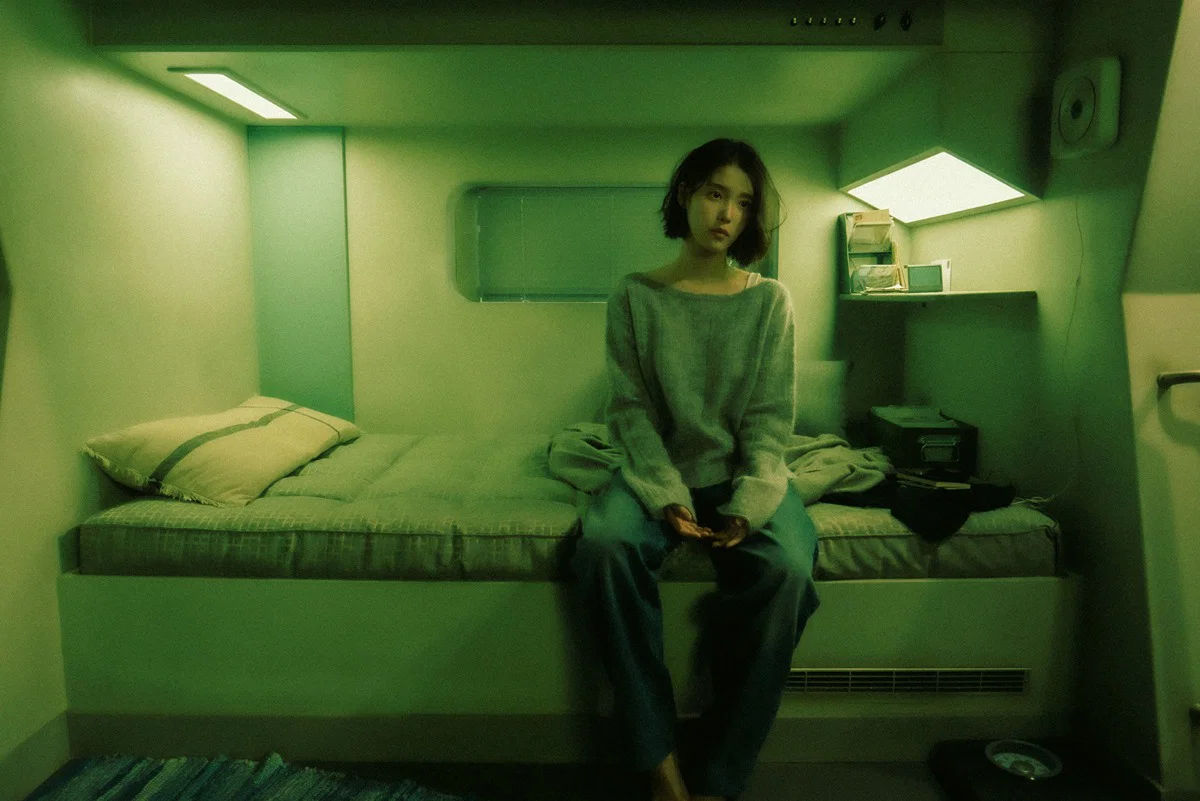 단발사진 공개한 아이유 (9)