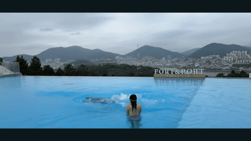 일본인 아내와 호텔 수영장 첫경험 (25)