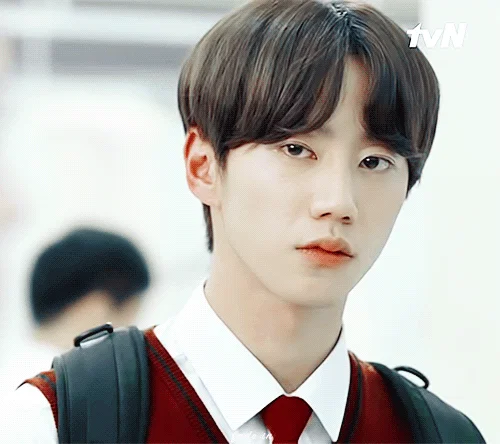 배우 이준영 하면 제일 먼저 생각나는 캐릭터는????.jpgif