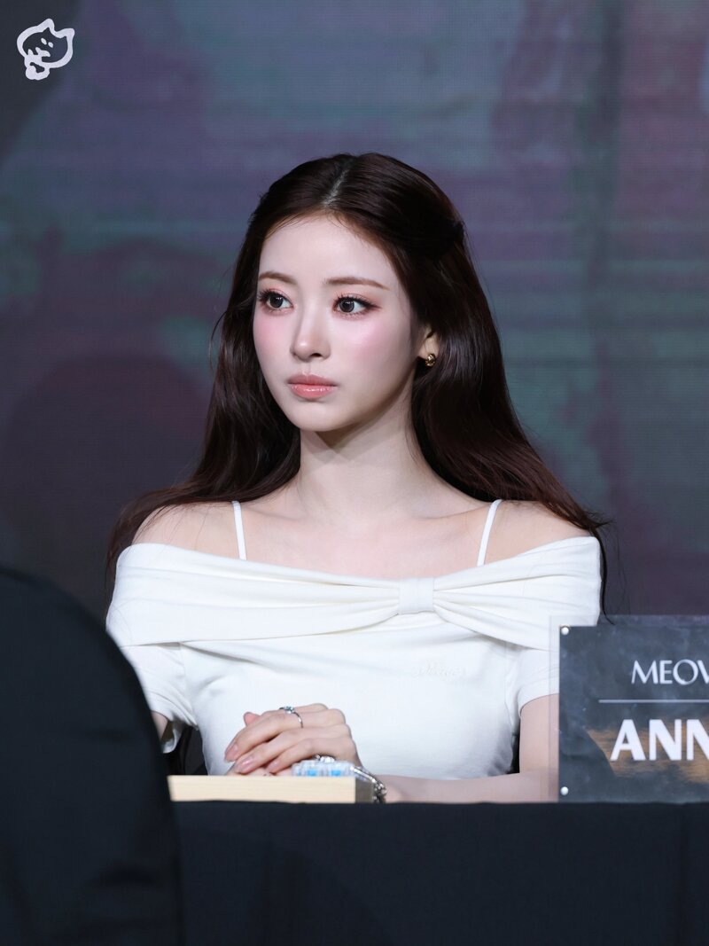 미야오(MEOVV) 안나 (6)