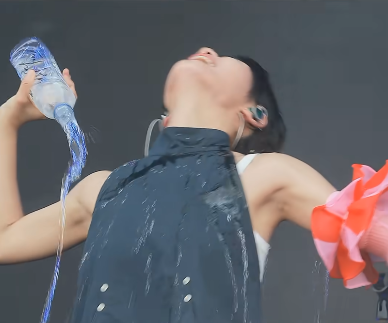 한로로 물병사건