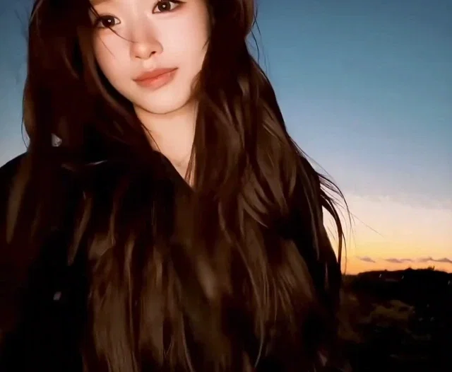 리센느 제나 쇼츠 짤 (2)