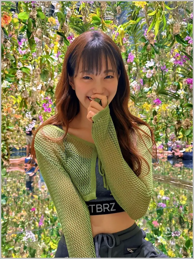 (ㅎㅂ) 은퇴하고 행복하게 사는 미타니 아카네 근황