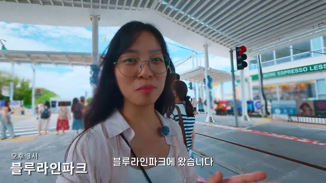 지금 부산에 여행온다고 외국인들이 몰리는 이유 (50)