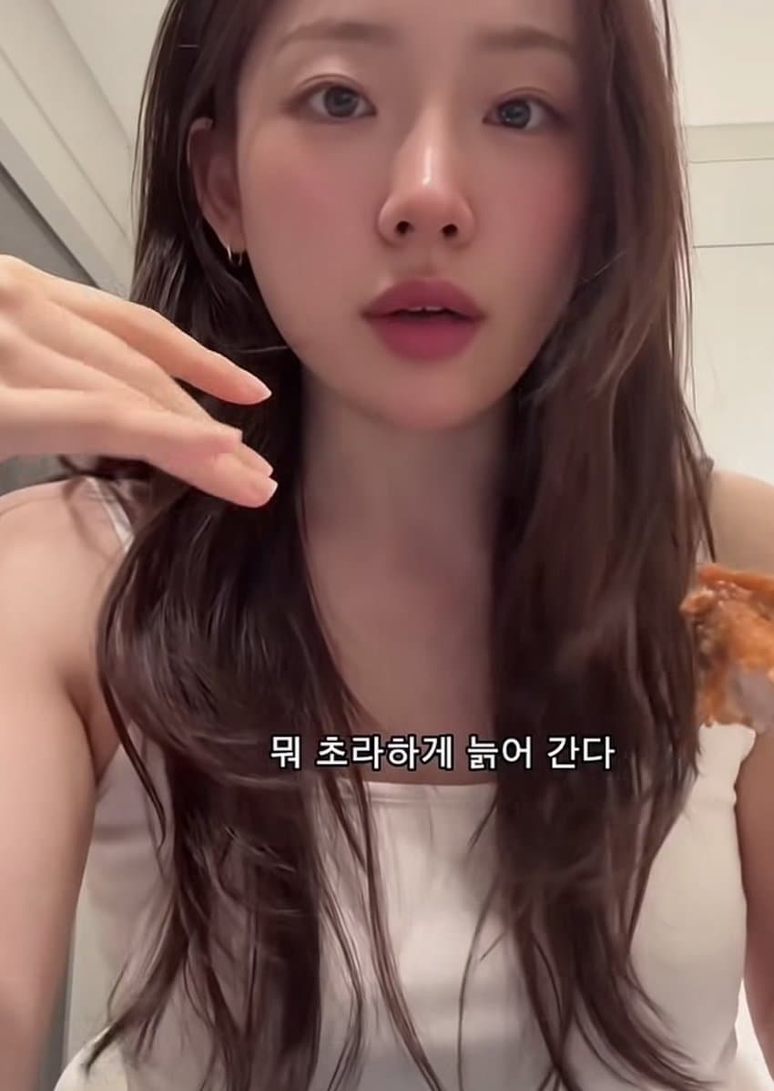 여자만 보면 화가나서 악플다는 도태남에 일침하는 미녀 (13)
