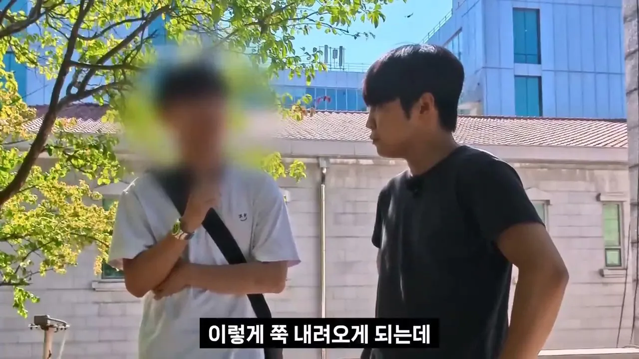 종교는 인간이 만들었다는 서울대생, 목사는 답할 수 있을까.mp4_20261001_152628.361.jpg 서울대생이 목사에게 말하는 종교는 인간이 만든것이라는 이유
