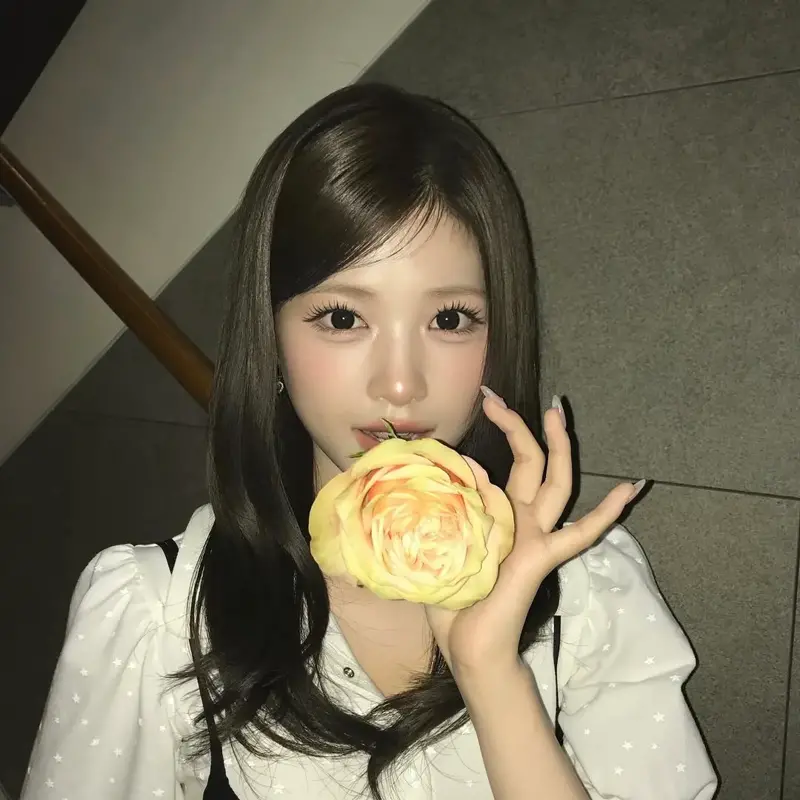 심수봉이 저격했다는 김다현 무대 영상 댓글 (4)