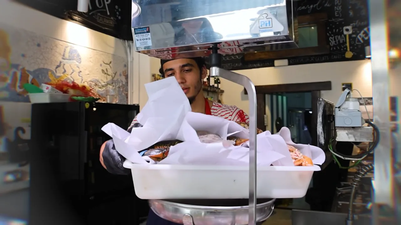 스페인 해산물 5.5kg 배터지게 먹방한 쯔양 ㄷㄷㄷ