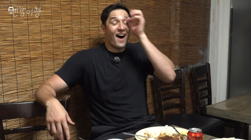 줄리엔강 유튜브에 나온 한녀 근황 ㅋㅋㅋ (29)
