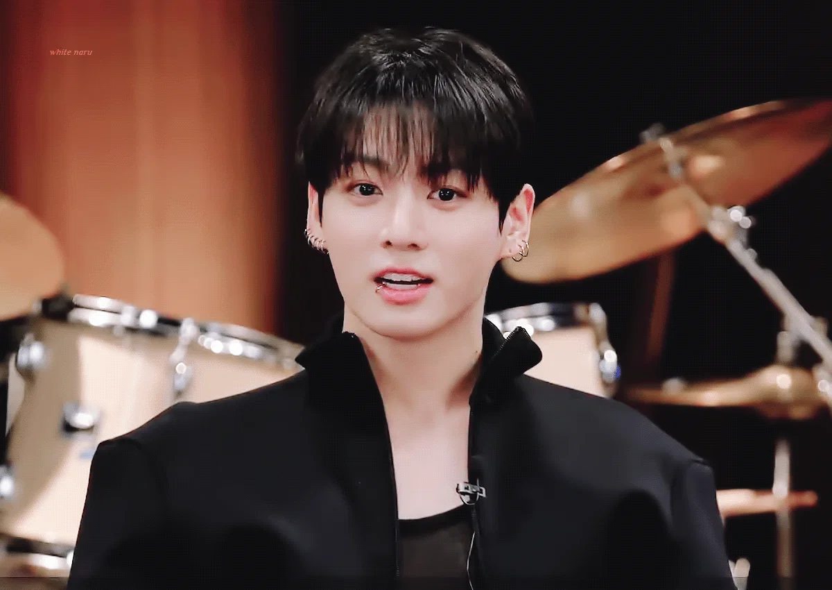 '돌판에서 개유명한 그 계정 방탄 정국 팬계였음?' 하고 말 나오는 해외공계 (11)