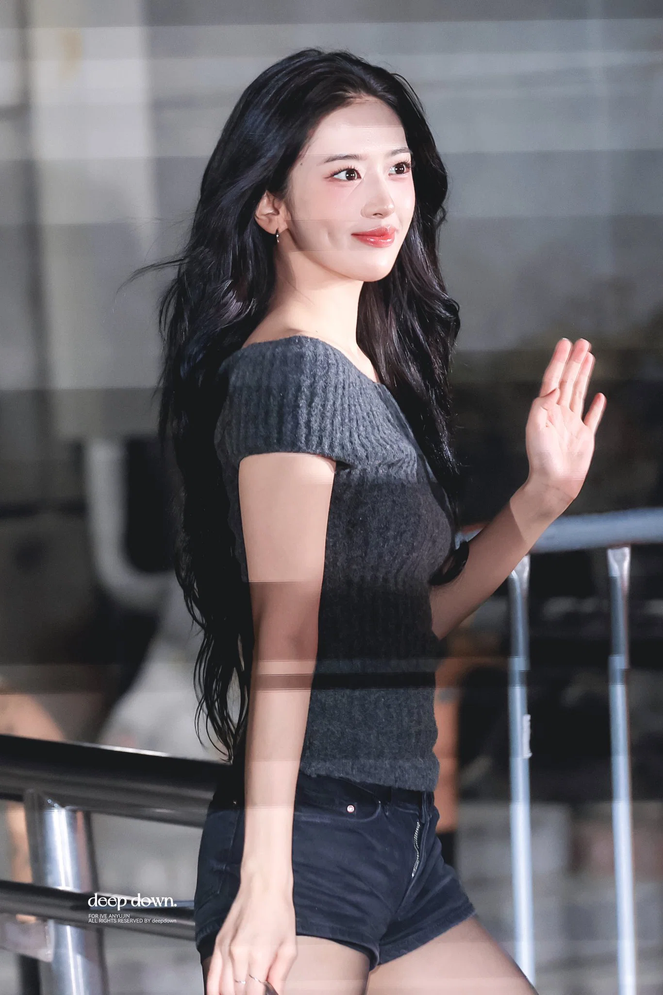 단전에서 올라오는 뮤직뱅크 아이브 안유진 퇴근길 실물 반응 (3)