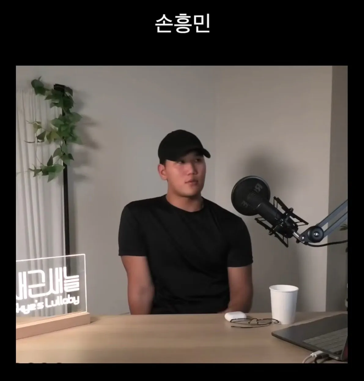 5364.jpg 의외로 인종차별인거