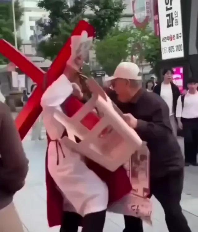 개독 VS 2찍 할베