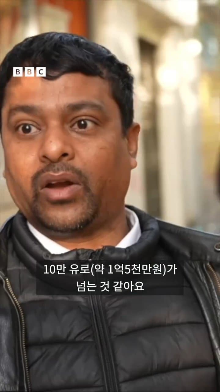 싱글벙글 훌쩍훌쩍 프랑스 시위대에 약탈당한 가게 주인 인터뷰 (5)