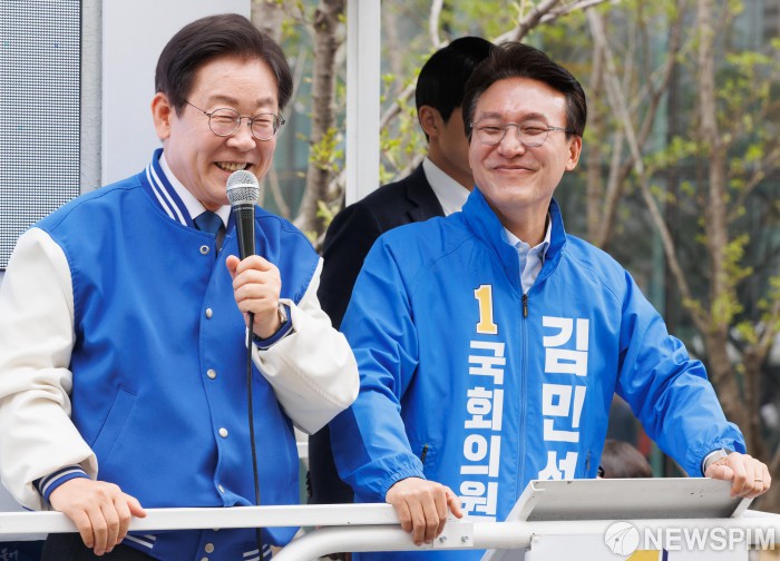 싱글벙글 호르무즈에서 한국 유조선 피격 (3)