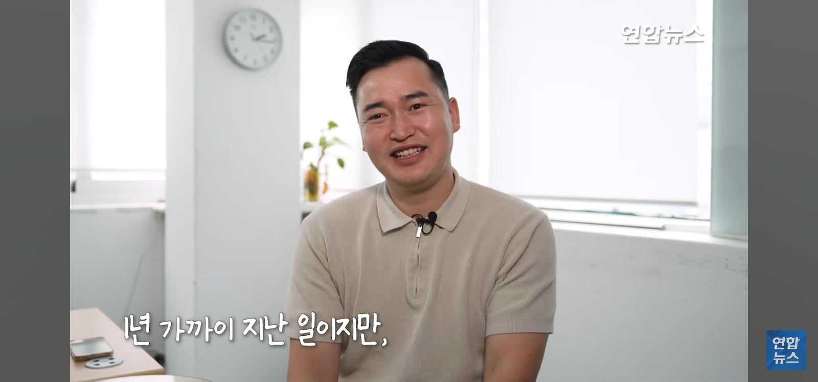 아파트 14층 난간서 비명 (61)