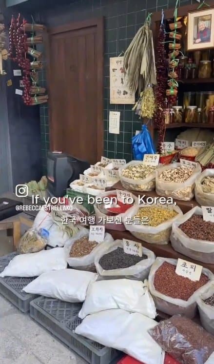 영국 금발 백인 여신과 함께 런던 콜옵 한국거리 팝업가보기. .. (20)