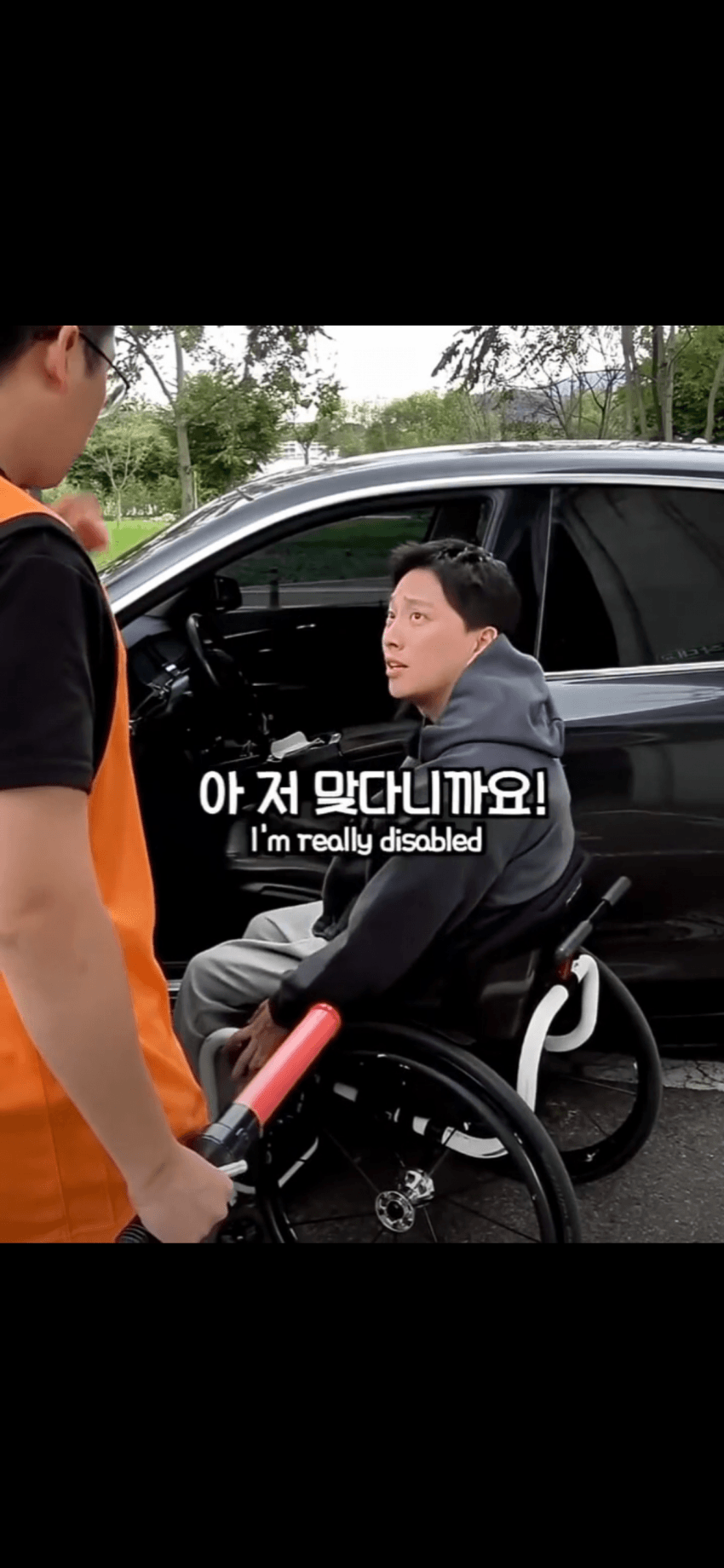장애인처럼 안생기고 어려보이는 bmw 왕자 박위. (13)