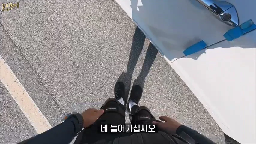 500만원만 가지고 오토바이 여행 하겠다고 한 여행 유튜버 결말 (46)