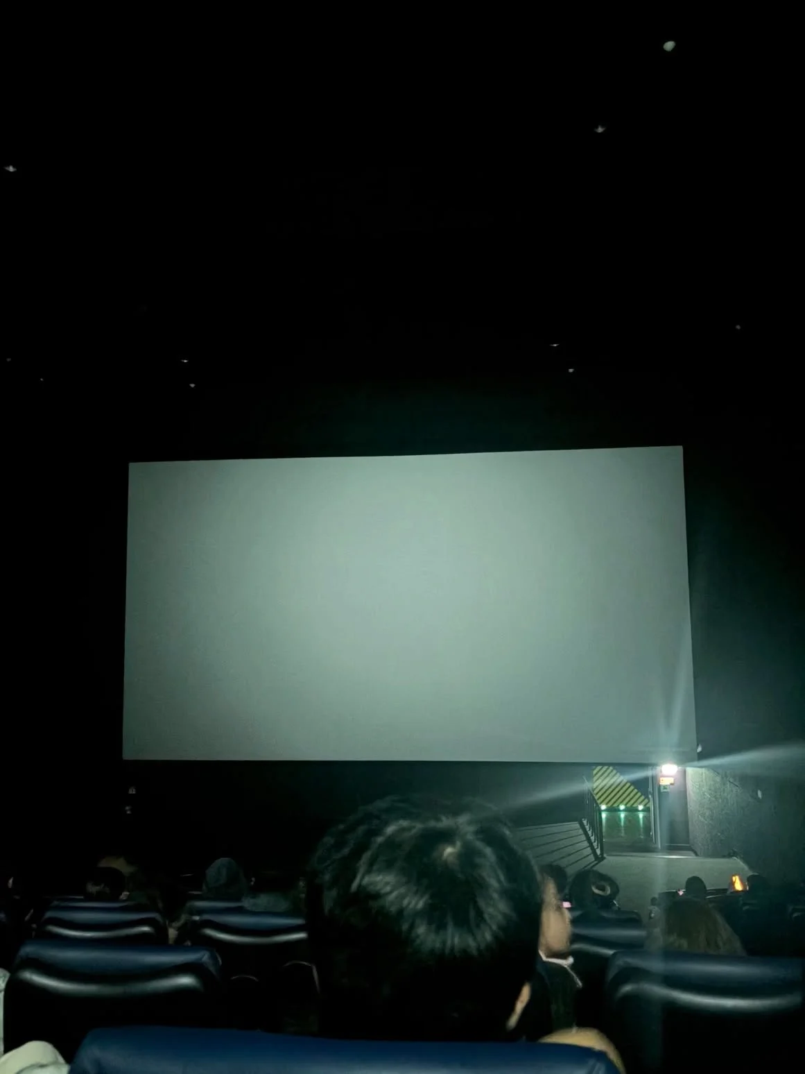 속보 용산 CGV 정전 (2)