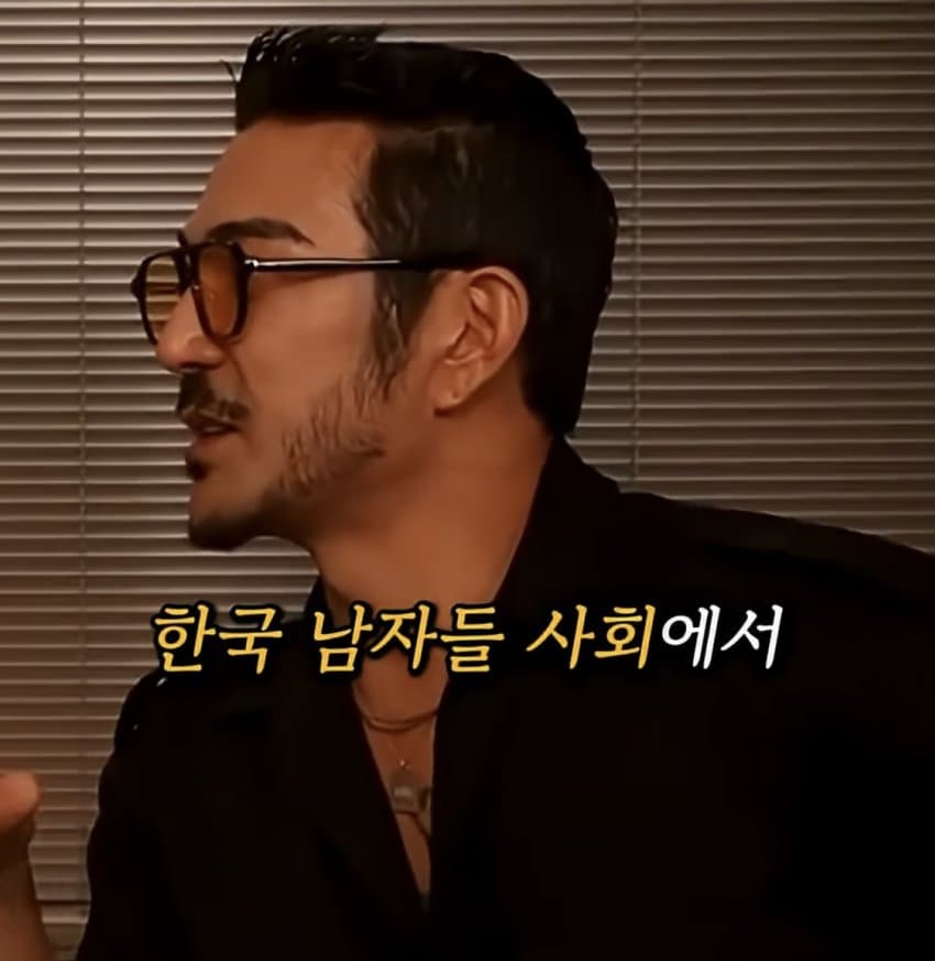 병역비리 걸려서 입대 한 모델의 군대 후기 (28)