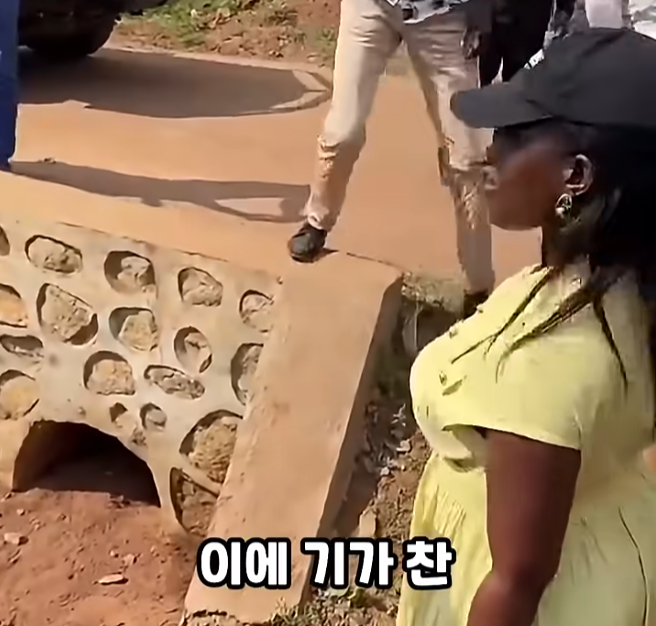 우간다의 4억 8천만원 짜리 다리 (7)