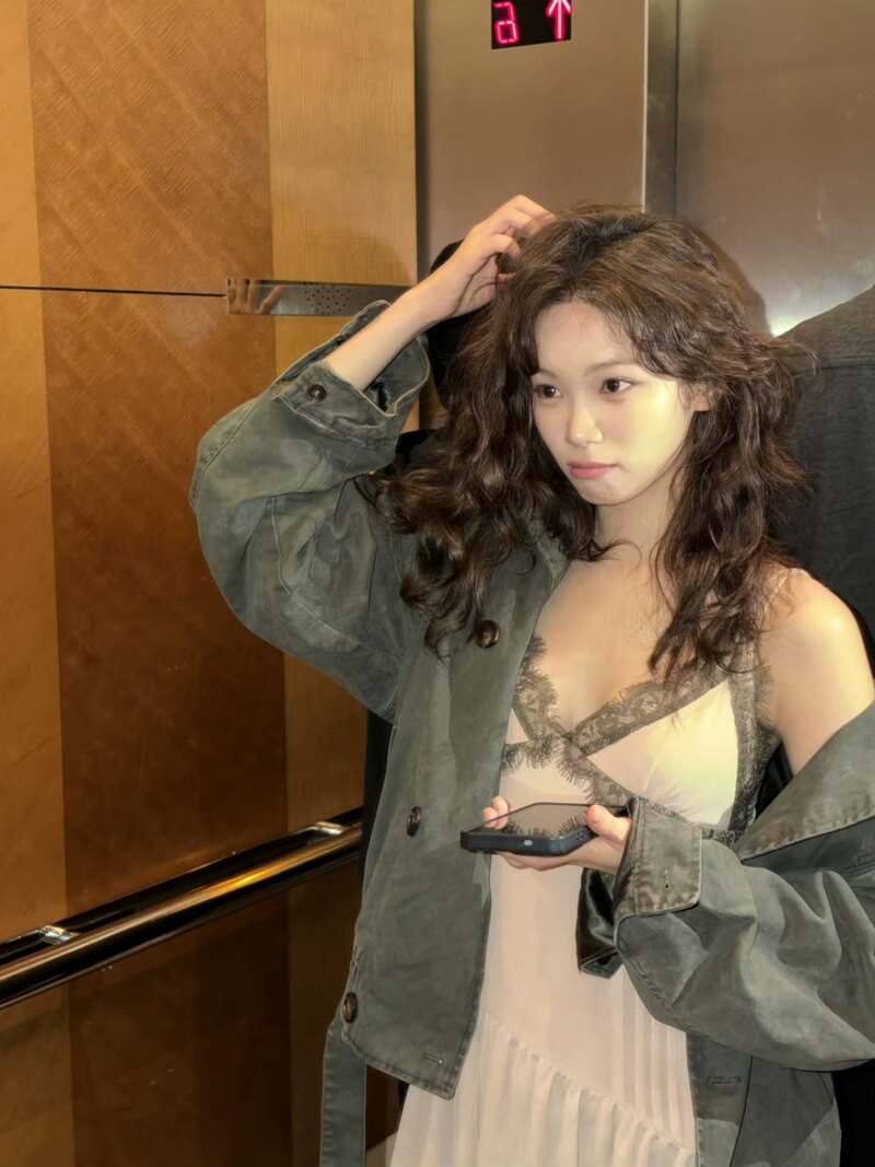 히피펌한 르세라핌 김채원 (9)
