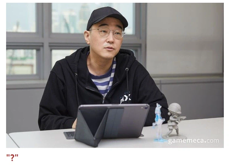 블루아카)대머리 요스타 직원인줄 알았단 반응이 웃픈게 뭐냐면 ㅋㅋㅋㅋㅋ