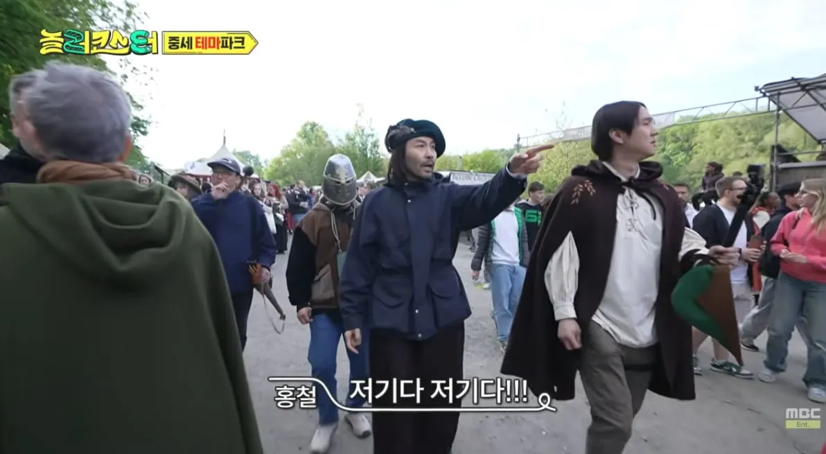 갑옷 입고 용고기 먹는다는 독일의 중세 축제…jpg