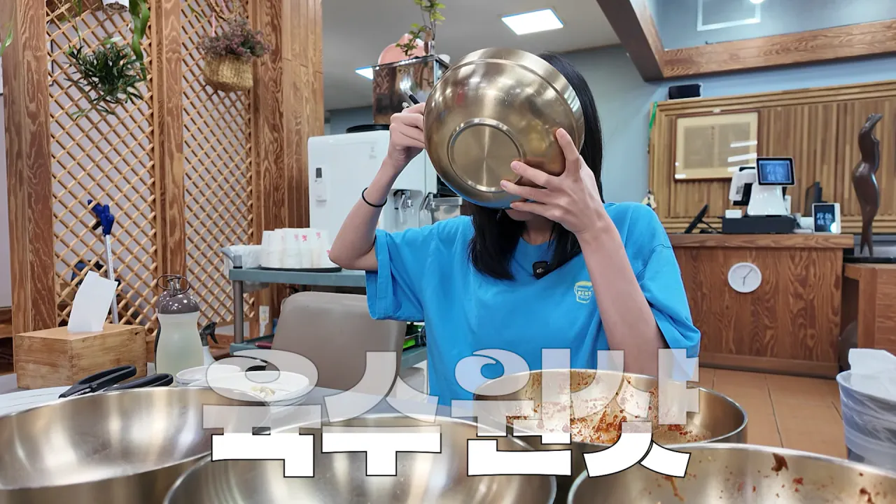 100년된 평양냉면집 가서 적당히 먹방한 쯔양 근황 ㄷㄷㄷ (40)