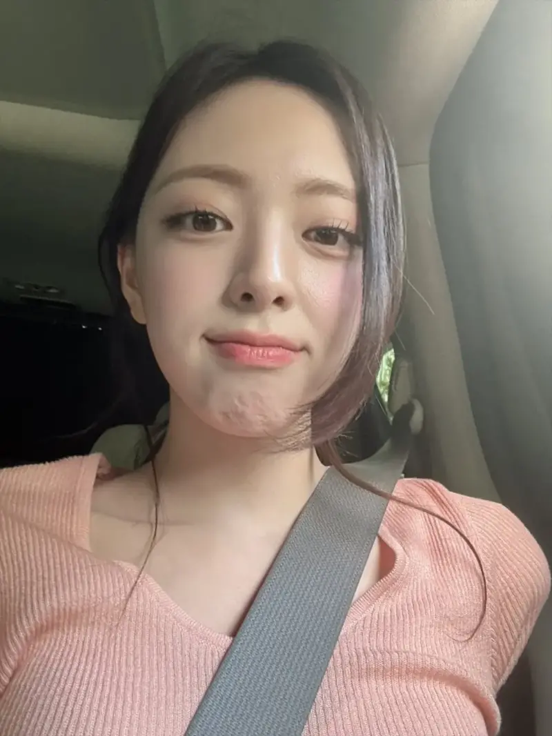 유나 (ITZY) (6)