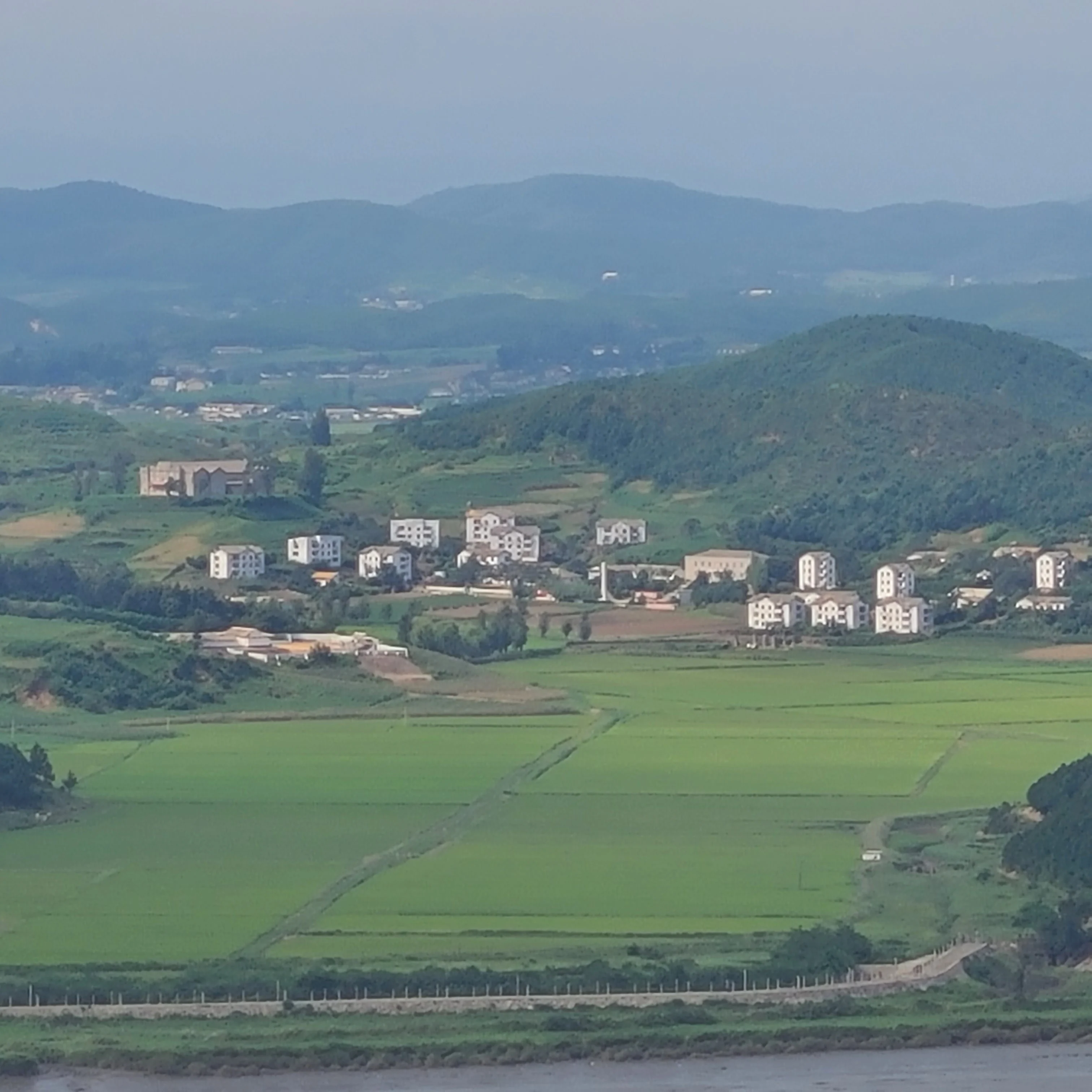 실제 애기봉 스타벅스에서 본 북한모습 (7)