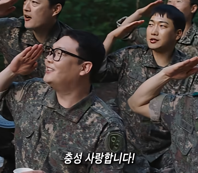 없던 애국심도 생기는 군대 (26)