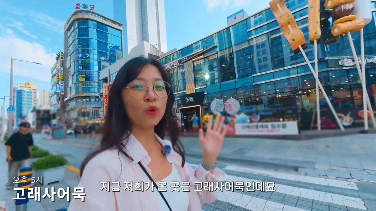 지금 부산에 여행온다고 외국인들이 몰리는 이유 (63)