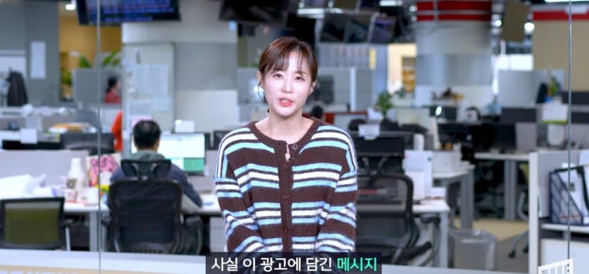 광화문 일대에 나타난, 코 막은 조선 왕 정체 (18)