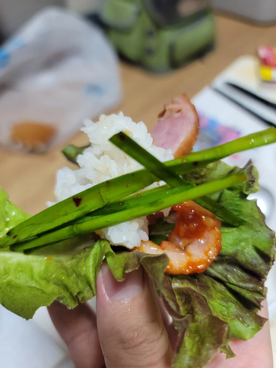 도저히 중노동 하고 요리할 힘이 없어서 배달 주문했습니다..