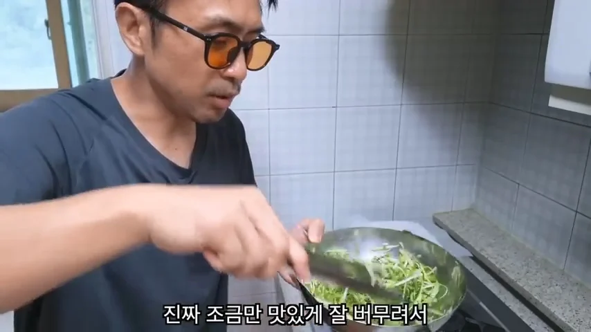 결혼한 유부남이 세상에서 가장 행복한 순간 ㄷㄷㄷ (64)