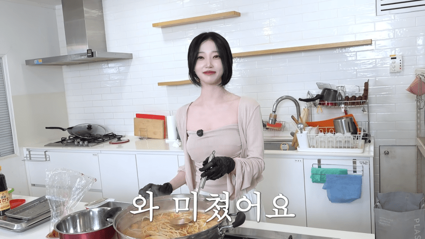 미래 남편을 위한 여캠의 신부수업 (33)