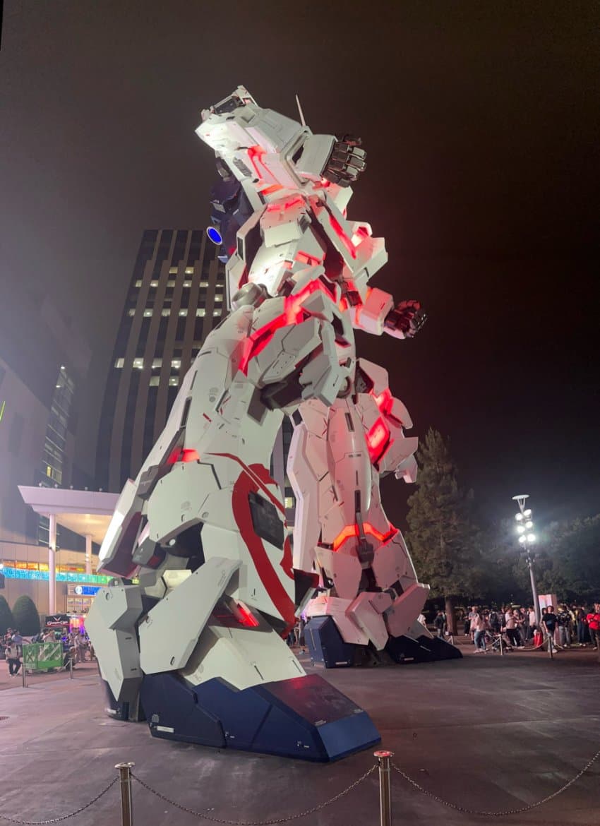 일본 1대1 실사이즈 건담 철거한대 (11)