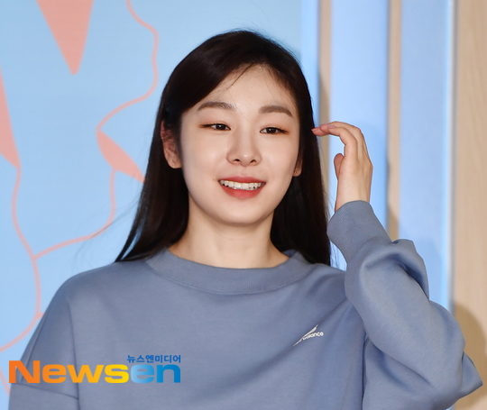 싱글벙글 양키식 화장...대참사..