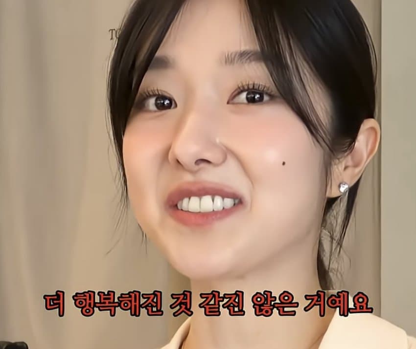 여자 아나운서가 사람과 대화를 끊은 이유 (36)